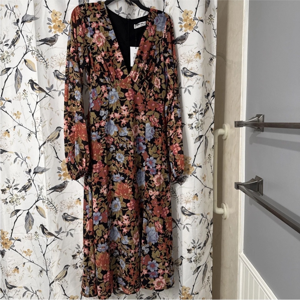 Showpo Black Floral V-Neck Long Sleeve Midi Dress